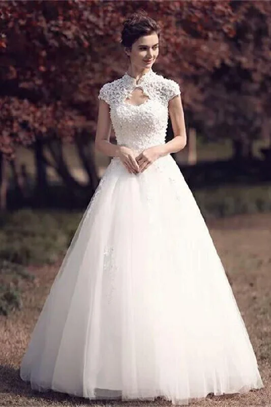 Vintage Cap Sleeves Lace Up Beaded Long White Lace Tulle Wedding Dress Sexy Lace Gown